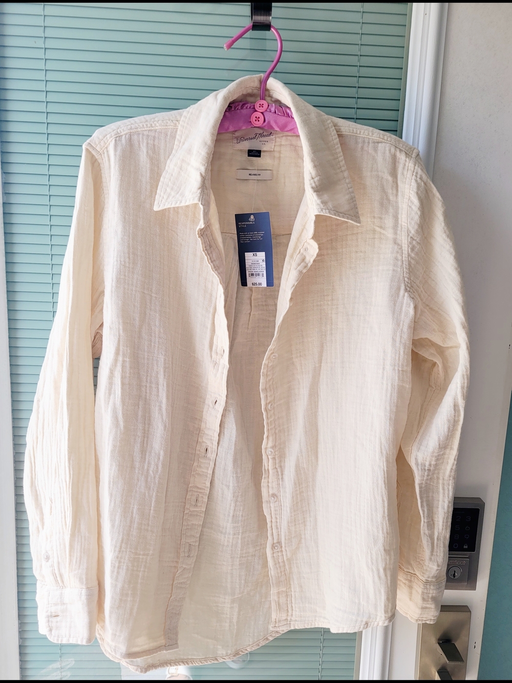 Universal Thread Cream Linen Button-Down Women's Shirt